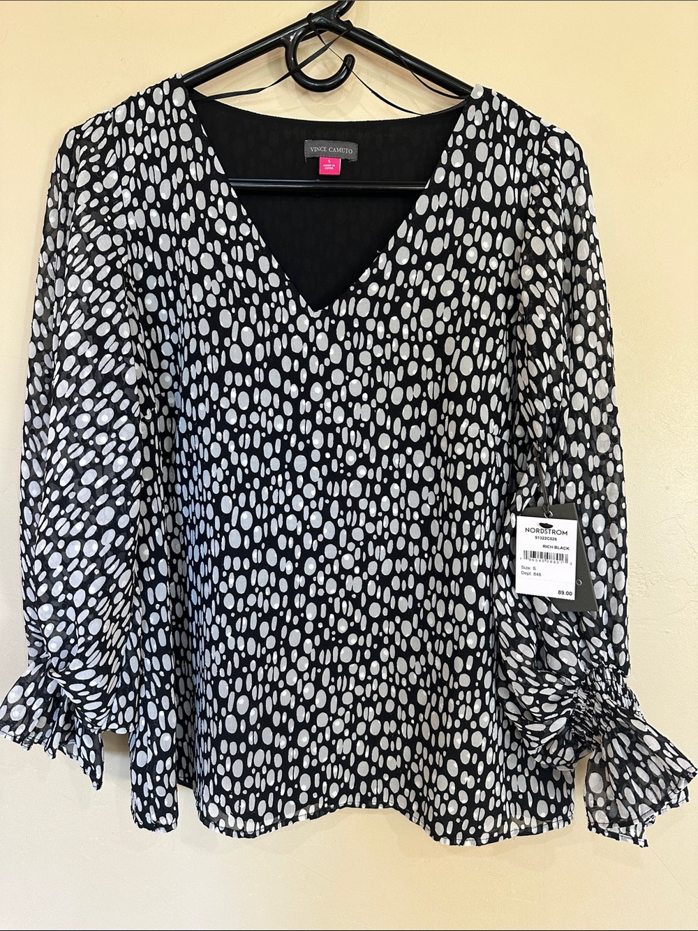 NWT Vince Camuto Black White Sheer Sleeve Ruffle Cuff Blouse $89